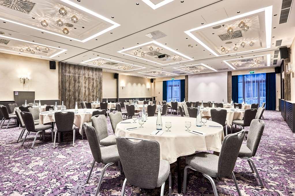 Radisson Blu Hotel, Kyiv City Centre Facilidades foto