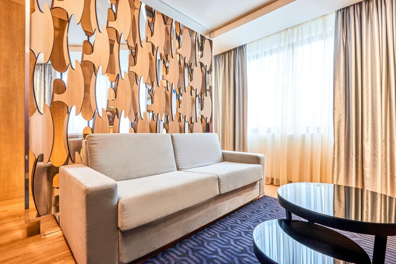 Radisson Blu Hotel, Kyiv City Centre Exterior foto